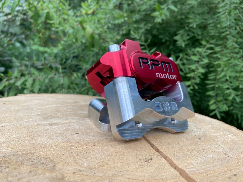 Remklauwadapter Derbi DRD 300MM Schijf