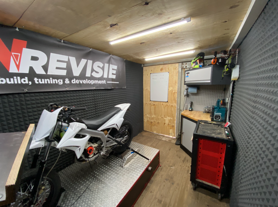 Testbank vermogensmeting 2-takt motor BNRevisie