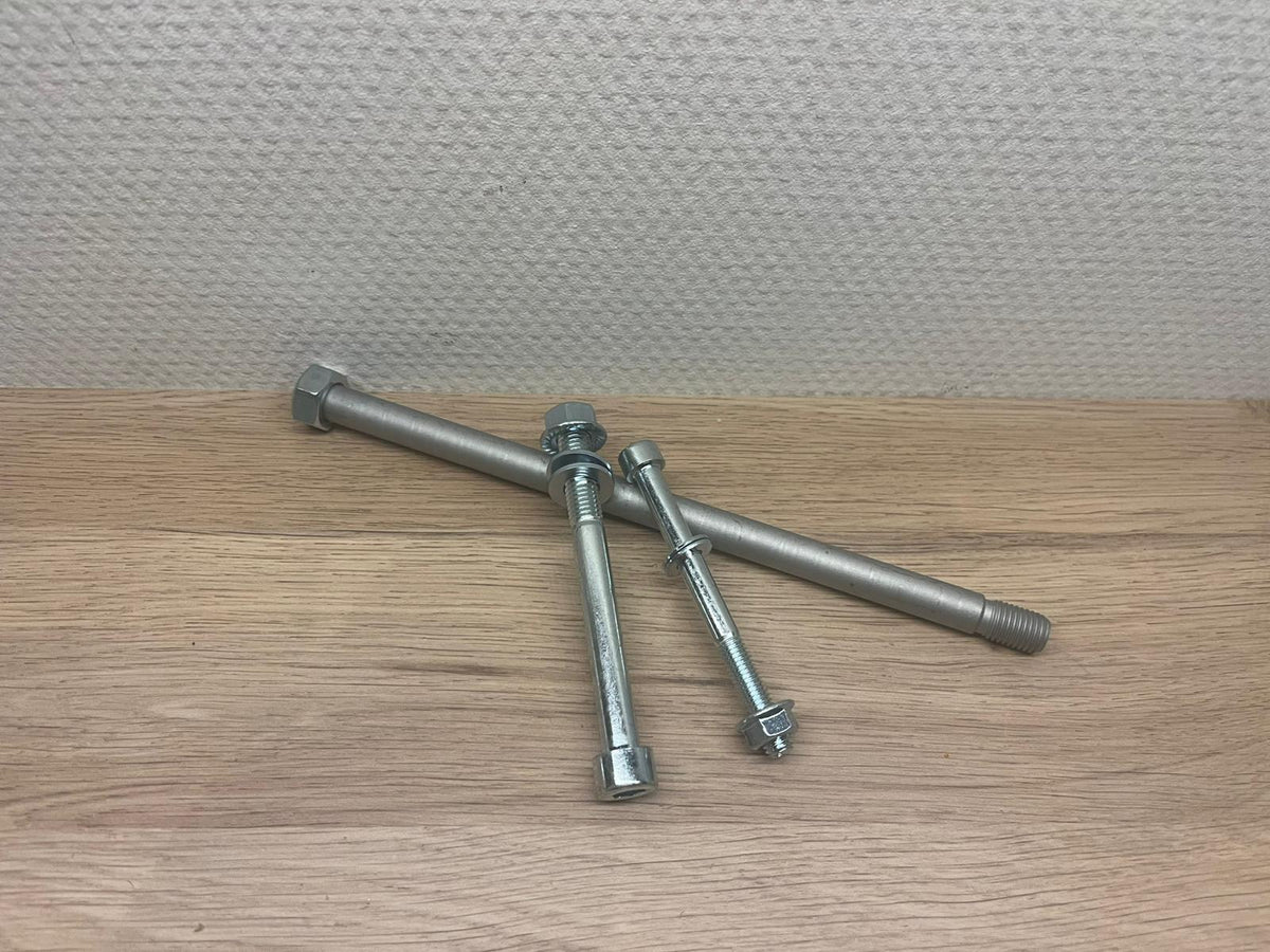 Blokbouten Set Inclusief Achterbrug As Derbi euro 2/3/4